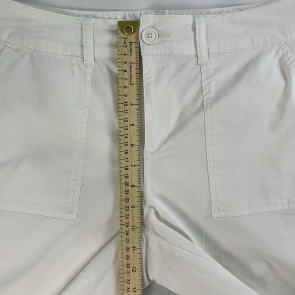 St. John's Bay Bermuda Shorts Womens White Denim Cotton Stretch Pockets Size 10 - Picture 8 of 8